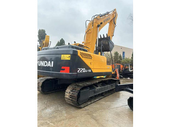 Telakaivukone Used Hyundai 220LC-9S Crawler Excavator Used Hyundai 220LC-9S Excavator in Great Performance in stock: kuva Telakaivukone Used Hyundai 220LC-9S Crawler Excavator Used Hyundai 220LC-9S Excavator in Great Performance in stock