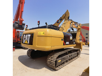 Telakaivukone excavators cat325dl: kuva Telakaivukone excavators cat325dl
