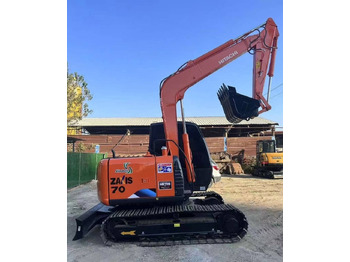 Minikuormaaja HITACHI