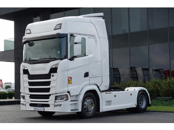 Vetopöytäauto SCANIA S 500