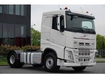 Vetopöytäauto VOLVO FH 540