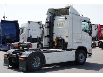 Vetopöytäauto Volvo FH500 / I-FH 500/ NISKA KABINA / SPROWADZONY / E: kuva Vetopöytäauto Volvo FH500 / I-FH 500/ NISKA KABINA / SPROWADZONY / E Vetopöytäauto Volvo FH500 / I-FH 500/ NISKA KABINA / SPROWADZONY / E: kuva Vetopöytäauto Volvo FH500 / I-FH 500/ NISKA KABINA / SPROWADZONY / E