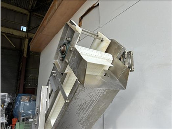 Kuljetin NNP Flighted elevator conveyor: kuva Kuljetin NNP Flighted elevator conveyor