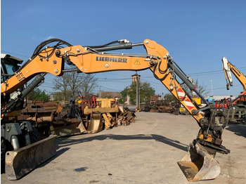 Pyöräalustainen kaivinkone Liebherr A912 Compact+Engcon Rototilt: kuva Pyöräalustainen kaivinkone Liebherr A912 Compact+Engcon Rototilt