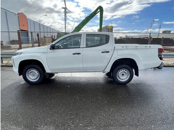 Avolava-auto MITSUBISHI L200