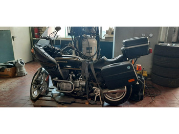 Moottoripyörä Honda GL 2 Goldwing: kuva Moottoripyörä Honda GL 2 Goldwing Moottoripyörä Honda GL 2 Goldwing: kuva Moottoripyörä Honda GL 2 Goldwing
