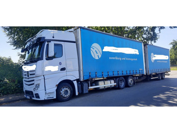 Pressukapelli kuorma-auto MERCEDES-BENZ
