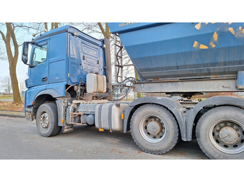 Vetopöytäauto Mercedes-Benz 3363 SZM 6x4 G.Haus: kuva Vetopöytäauto Mercedes-Benz 3363 SZM 6x4 G.Haus