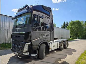 Vetopöytäauto VOLVO FH 540