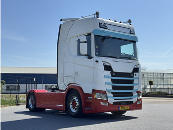 Vetopöytäauto SCANIA S 500