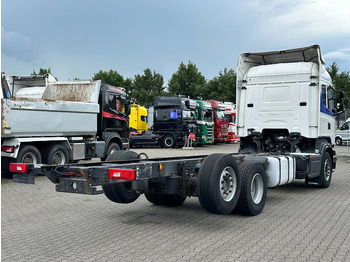Kuorma-auto alusta Scania R580 V8 6x2*4 Chassis Retarder Full Air 4.90 Wb Euro 6: kuva Kuorma-auto alusta Scania R580 V8 6x2*4 Chassis Retarder Full Air 4.90 Wb Euro 6
