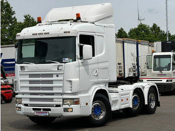 Vetopöytäauto SCANIA R164