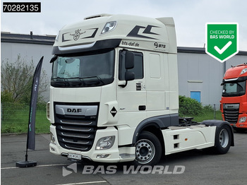Vetopöytäauto DAF XF 530