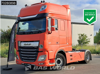 Vetopöytäauto DAF XF 530