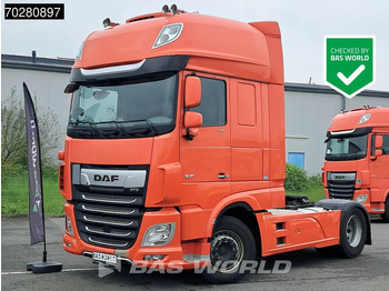 Vetopöytäauto DAF XF 530