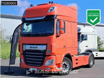Vetopöytäauto DAF XF 530