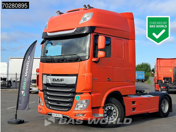 Vetopöytäauto DAF XF 530