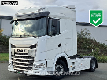 Vetopöytäauto DAF XG 480