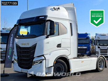 Vetopöytäauto IVECO S-WAY