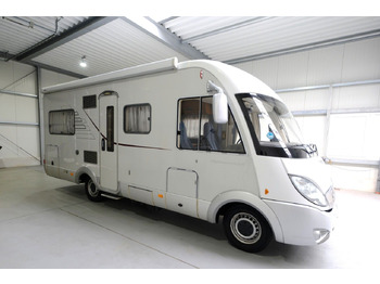Integroitu asuntoauto HYMER / ERIBA B-Class