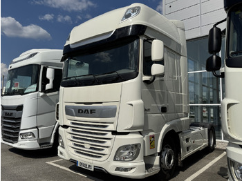 Vetopöytäauto DAF XF 530 Super Space Cab: kuva Vetopöytäauto DAF XF 530 Super Space Cab
