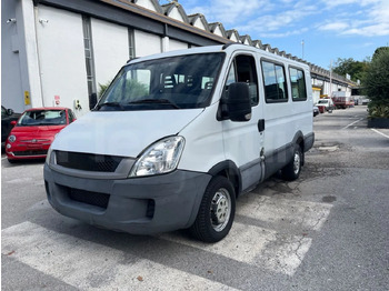 Minibussi, Pikkubussi Iveco Daily: kuva Minibussi, Pikkubussi Iveco Daily