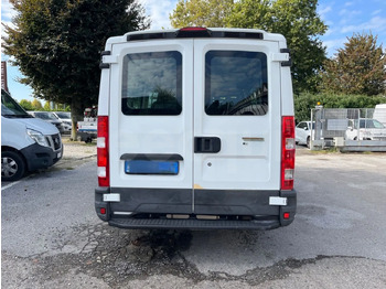 Minibussi, Pikkubussi Iveco Daily: kuva Minibussi, Pikkubussi Iveco Daily
