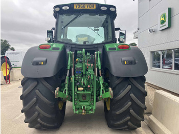 Traktori John Deere 6155R: kuva Traktori John Deere 6155R
