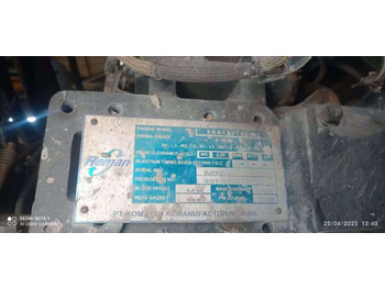 Maansiirtoauto KOMATSU HD785-7: kuva Maansiirtoauto KOMATSU HD785-7