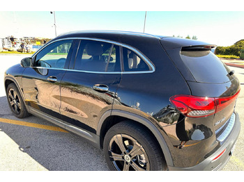 Henkilöauto MERCEDES-BENZ