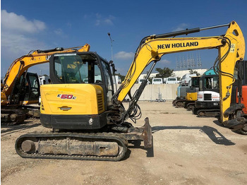 Minikuormaaja NEW HOLLAND