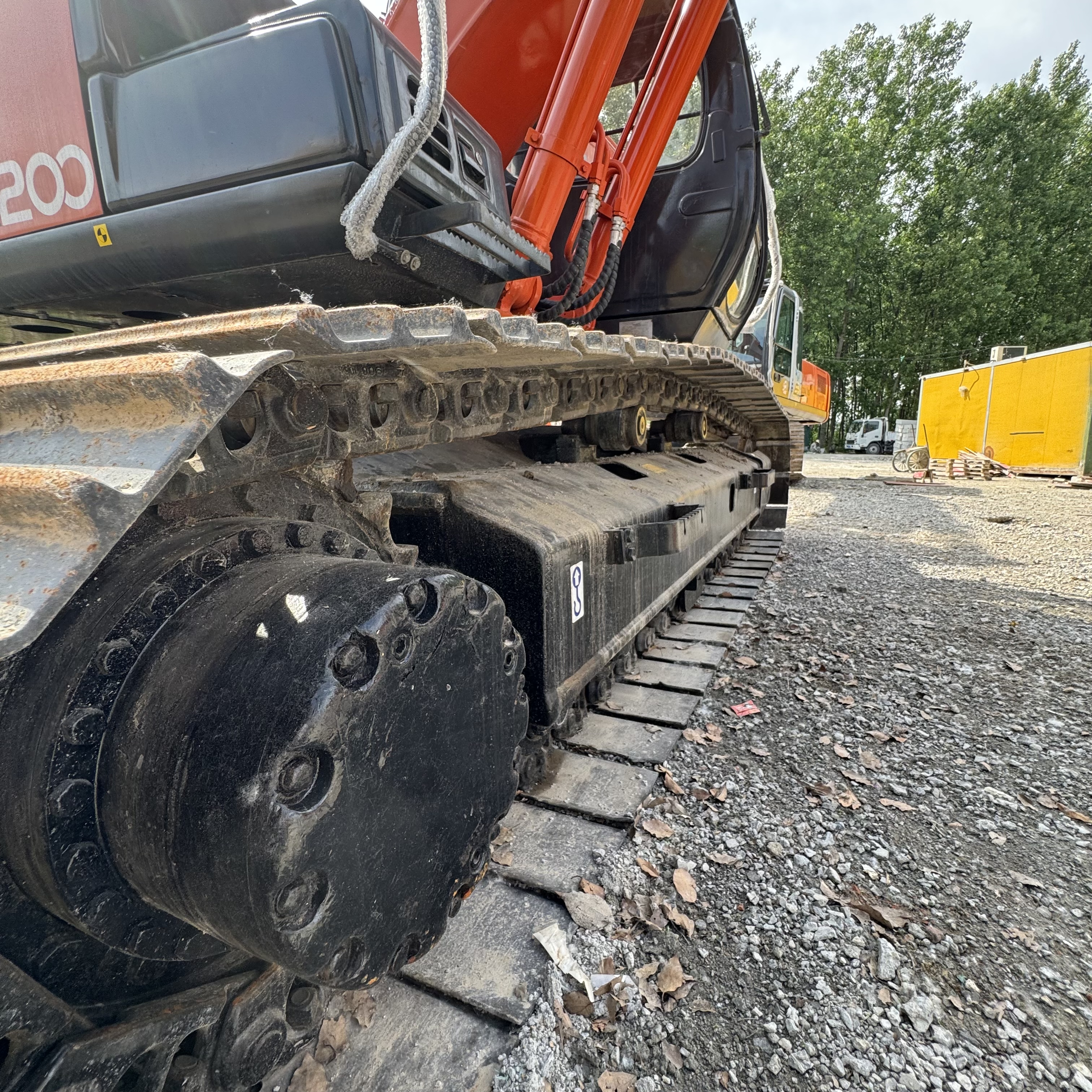 Telakaivukone HITACHI ZX200: kuva Telakaivukone HITACHI ZX200