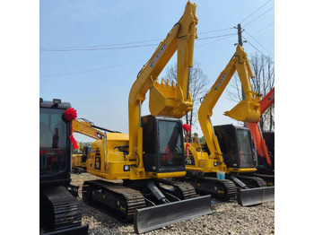 Telakaivukone KOMATSU PC70-8