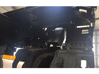 Kojelauta - Kuorma-auto KONSOLA KOKPIT DESKA VOLVO FH 4 EURO 6: kuva Kojelauta - Kuorma-auto KONSOLA KOKPIT DESKA VOLVO FH 4 EURO 6 Kojelauta - Kuorma-auto KONSOLA KOKPIT DESKA VOLVO FH 4 EURO 6: kuva Kojelauta - Kuorma-auto KONSOLA KOKPIT DESKA VOLVO FH 4 EURO 6