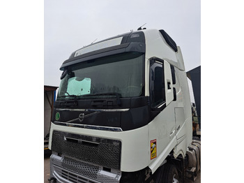 Ohjaamo VOLVO FH