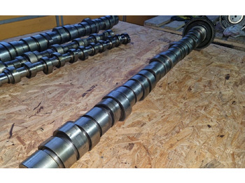 Jakoakseli RENAULT Magnum