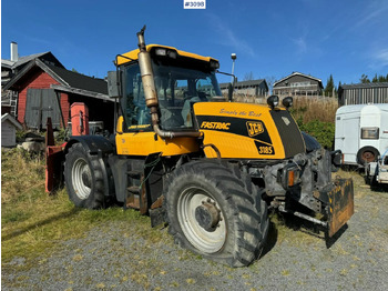 Traktori 2001 JCB Fastrac 3185 4x4. The plow rigged and two sets of tires.: kuva Traktori 2001 JCB Fastrac 3185 4x4. The plow rigged and two sets of tires.