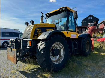 Traktori JCB