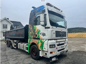 Koukkulava kuorma-auto MAN TGA 26.480