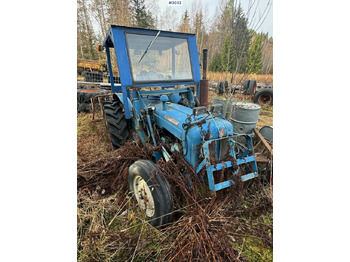 Traktori Ford Dexta tractor. Rep object.: kuva Traktori Ford Dexta tractor. Rep object.