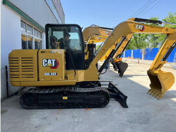 Minikuormaaja CATERPILLAR 305.5E2