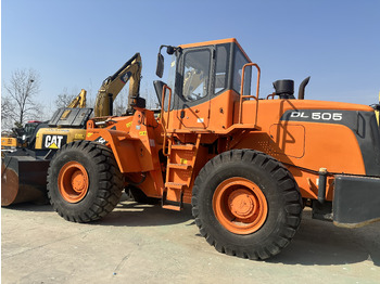 Pyöräkuormaaja DOOSAN
