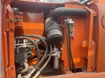 Telakaivukone HITACHI ZX80: kuva Telakaivukone HITACHI ZX80