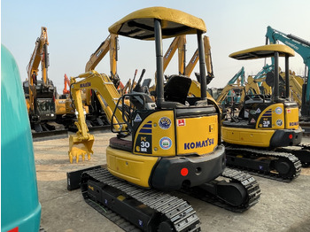 Minikuormaaja KOMATSU PC30