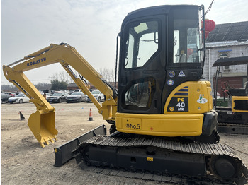 Minikuormaaja KOMATSU PC40