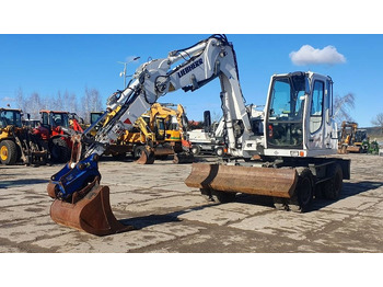 Pyöräalustainen kaivinkone LIEBHERR
