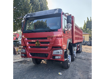 Kippiauto kuorma-auto SINOTRUCK HOWO: kuva Kippiauto kuorma-auto SINOTRUCK HOWO