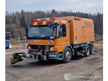 Kuorma-auto MERCEDES-BENZ Atego 1324