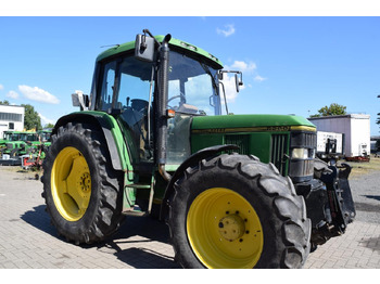 Traktori JOHN DEERE 6200
