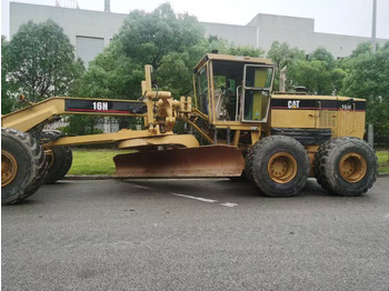 Tiehöylä CATERPILLAR